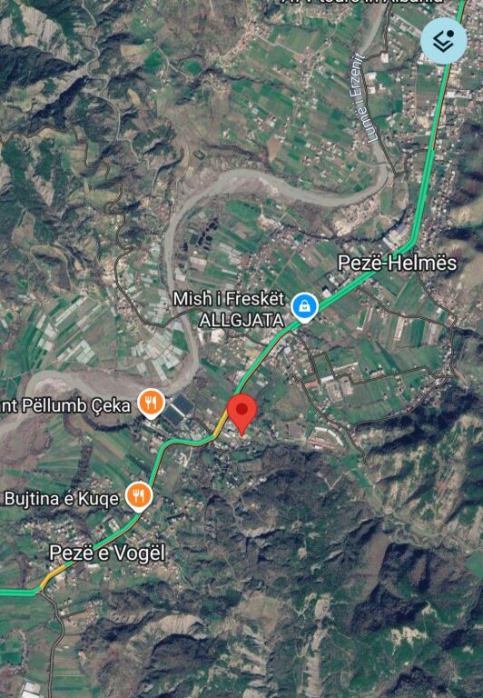 Me Qira një Kapanon multifunksional 400 m2 - Peze Helmes