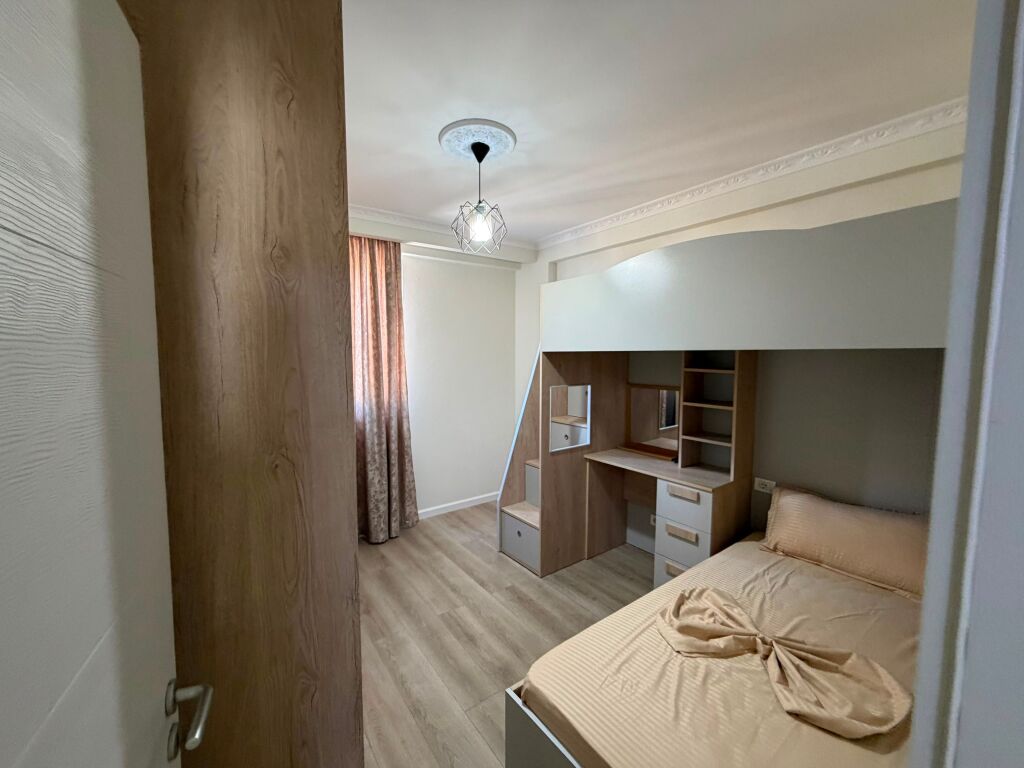 Affittasi appartamento 2+1 a Shkozë
