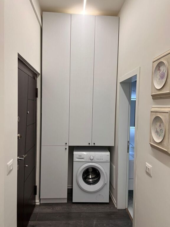 LIQENI I THATE, JAPIM ME QIRA APARTAMENT 1+1