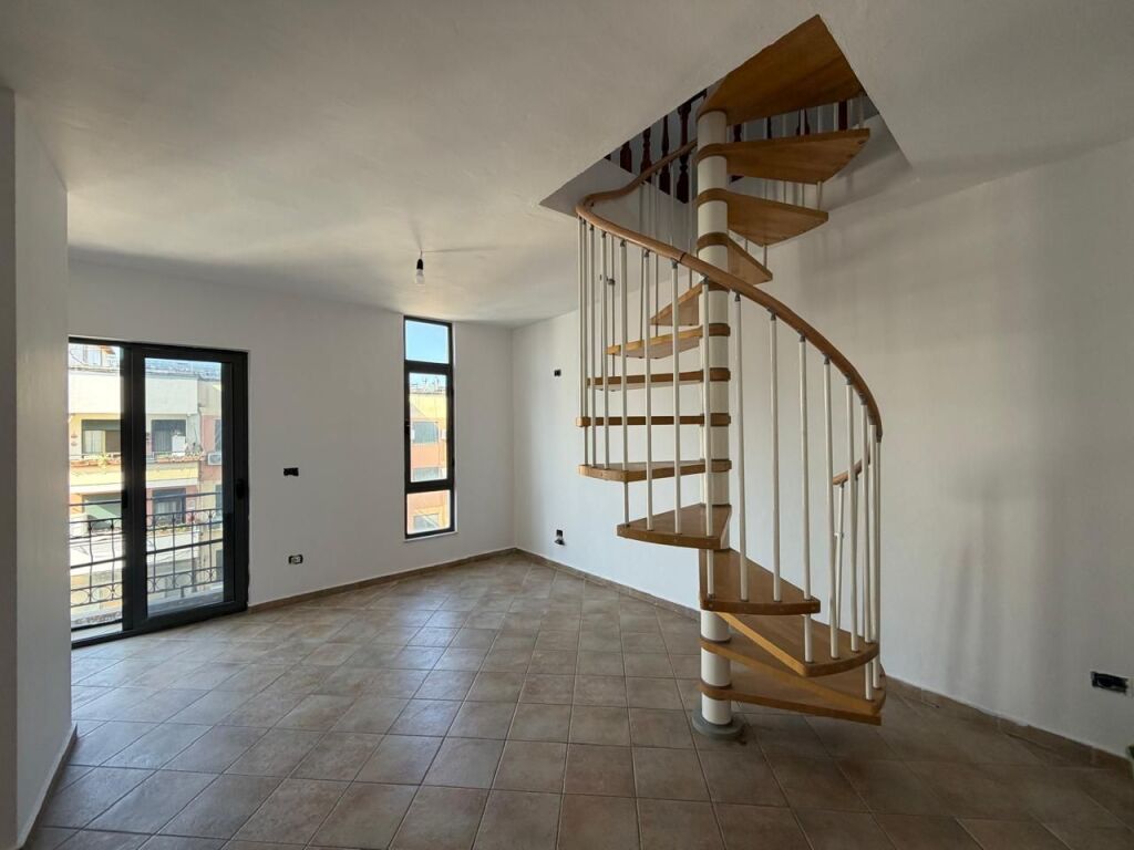 Duplex for sale in Komuna e Parisit