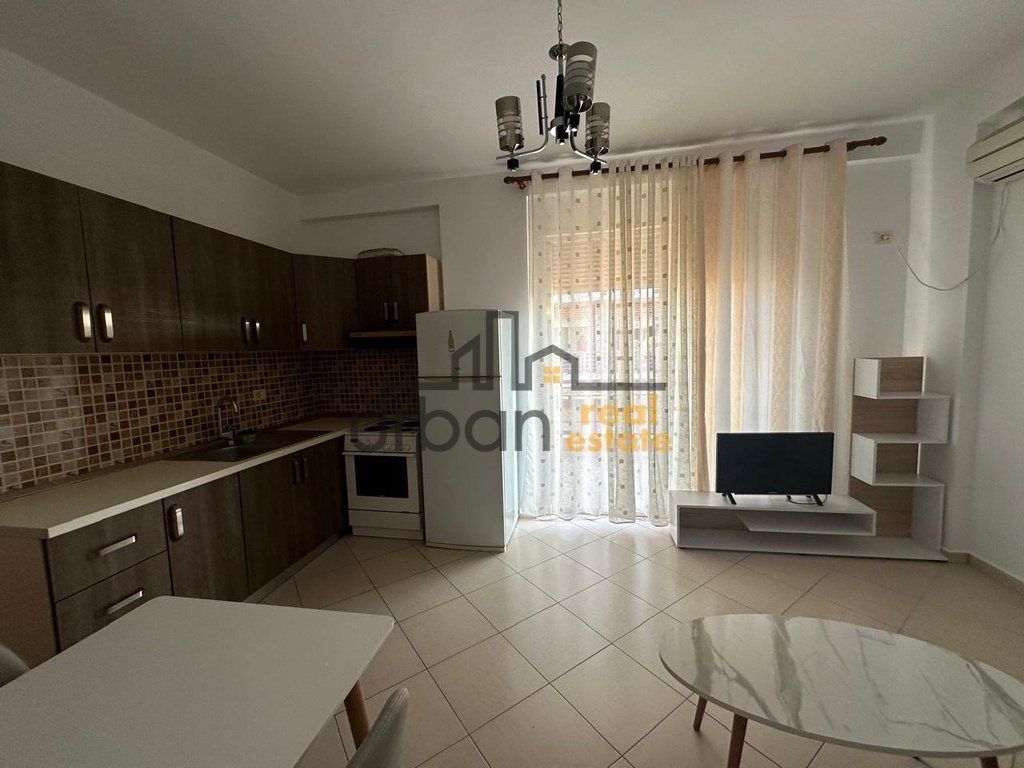 Rent, Apartment 1+1 , Fresku, Tirana - 40,000 Lek | 65 m²