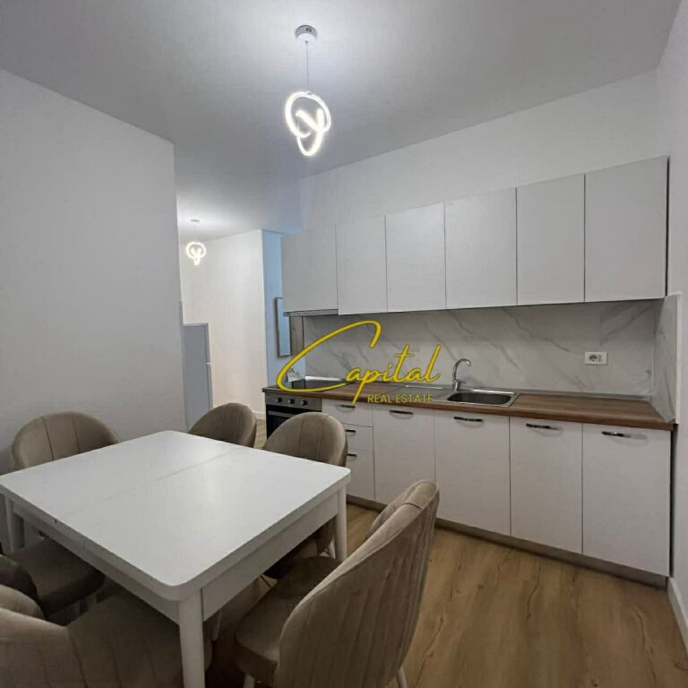 APARTAMENT ME QIRA 1+1 RRUGA E KAVAJES 65.000 LEKE