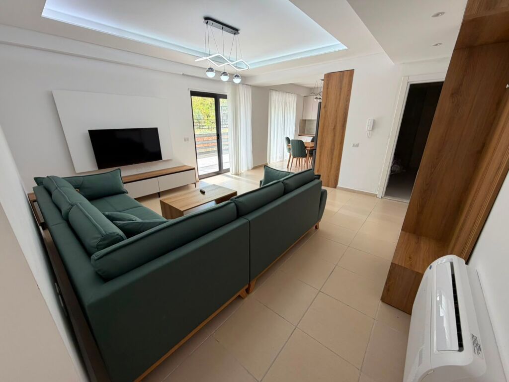For rent 2+1 + post kodra djellit