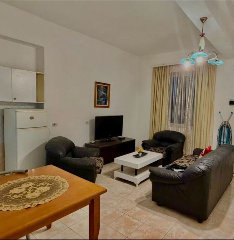 Rent | Apartament 1 + 1 | Shallvaret | 400 €/month
