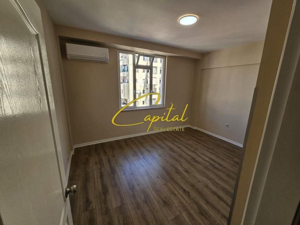 UFFICIO IN AFFITTO 130 M2 CENTRO 900 EURO