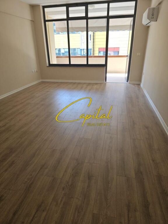 UFFICIO IN AFFITTO 130 M2 CENTRO 900 EURO