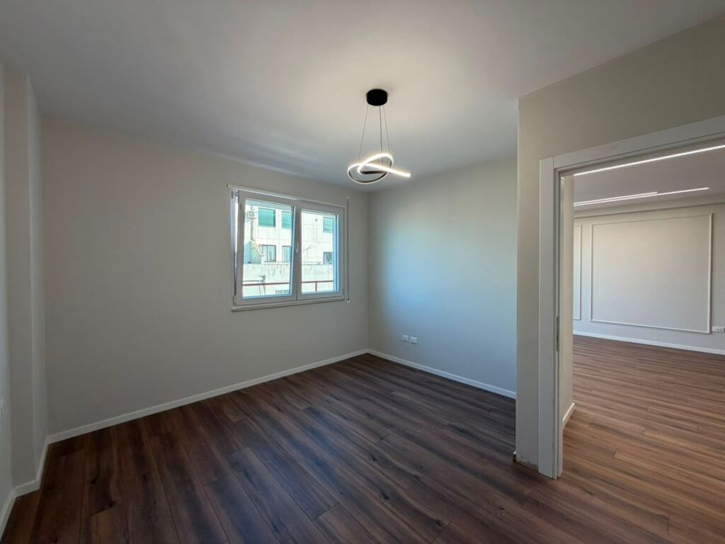 APARTAMENT 1+1 PËR SHITJE – YZBERISHT