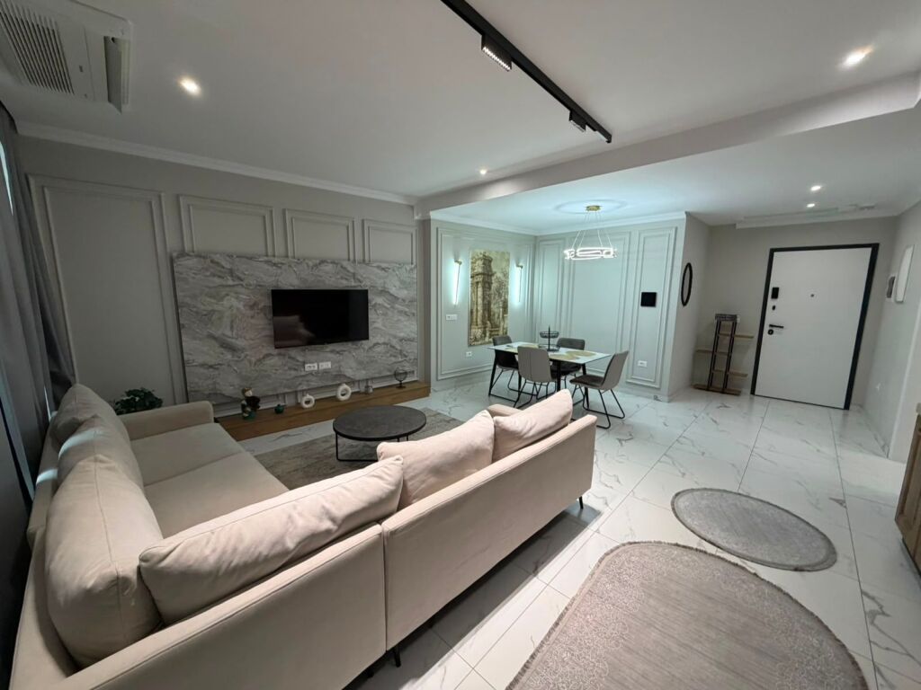 For rent 2+1 luxury lake view Liqeni