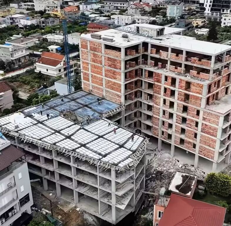 Apartamente 2+1+2 në Shitje në Kamëz, 5 minuta nga Instituti Bujqësor i Tiranës. 92'000€ (820€/m2 ) Mundësi pagesë me këste deri fund dhjetori 2026.