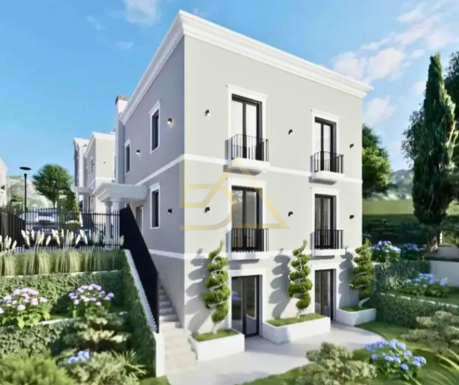 Luxury Villa for Sale – Farkë e Vogël, "Diga e Liqenit" Street, Tirana