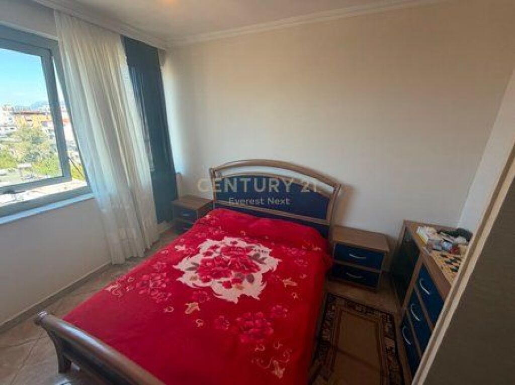 RRUGA E KAVAJËS – SHITET APARTAMENT 2+1!