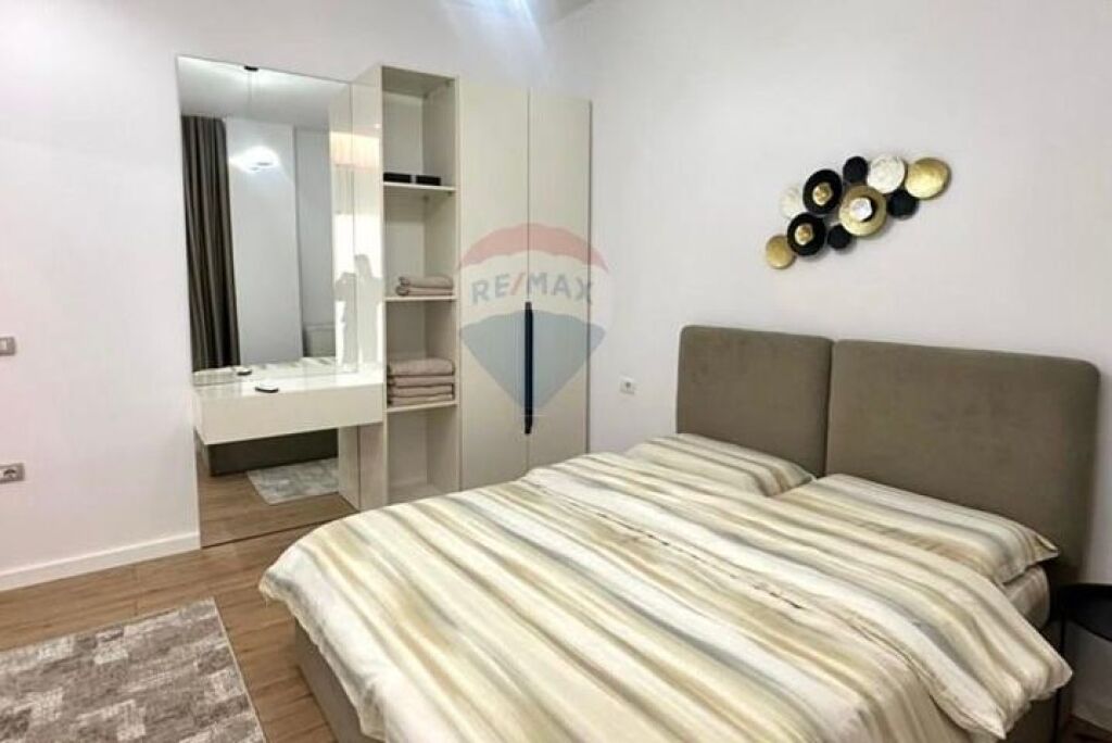 Vendesi 1+1 a Ali Dem