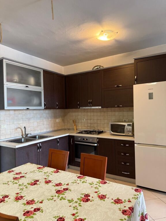 Apartament 2+1 me qira – Selvia - 5 min larg nga Qendra e Tiranes !