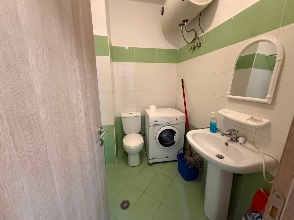 APARTAMENT PËR SHITJE – SARANDË