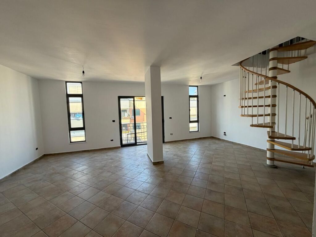 Duplex for sale in Komuna e Parisit