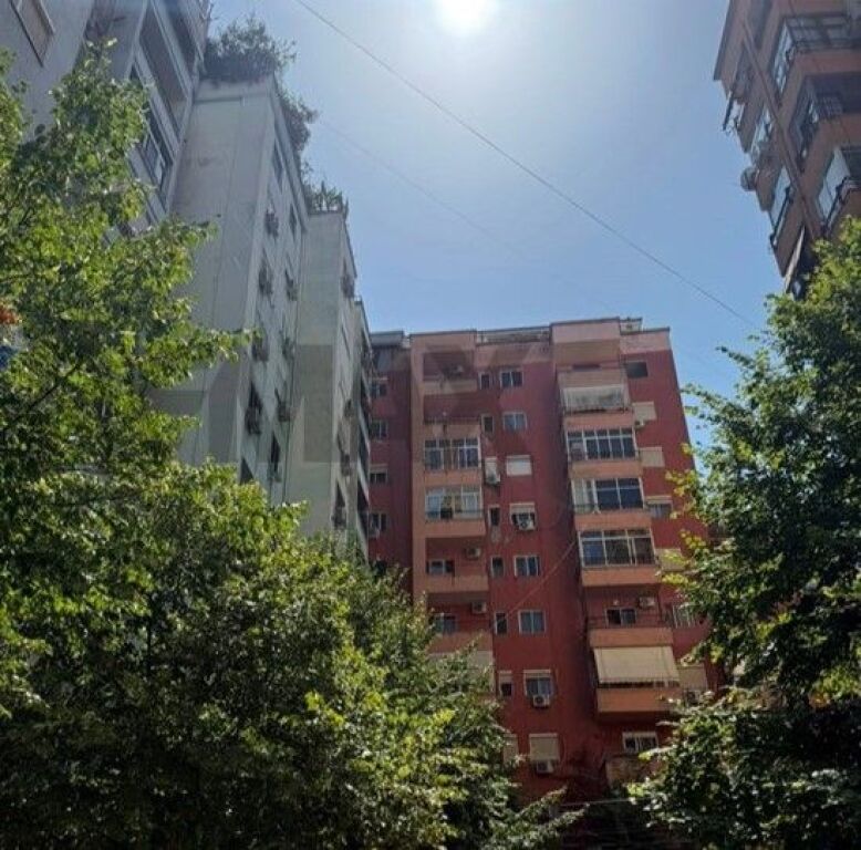 Apartment 2+1 for Sale – Komuna e Parisit!!!! ID: 530491011-230