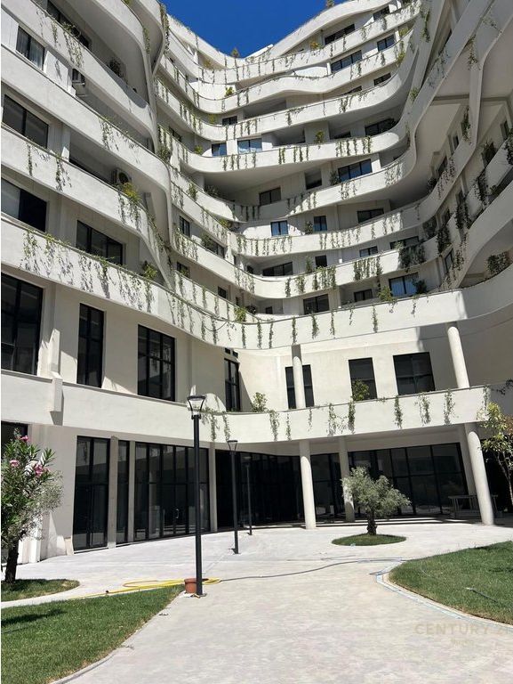 Vasil Shanto, affittasi appartamento 1+1 con parcheggio