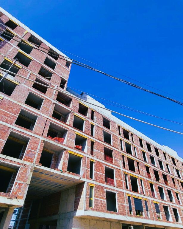 🏡 Apartament 2+1 për shitje – Bulevardi i Ri