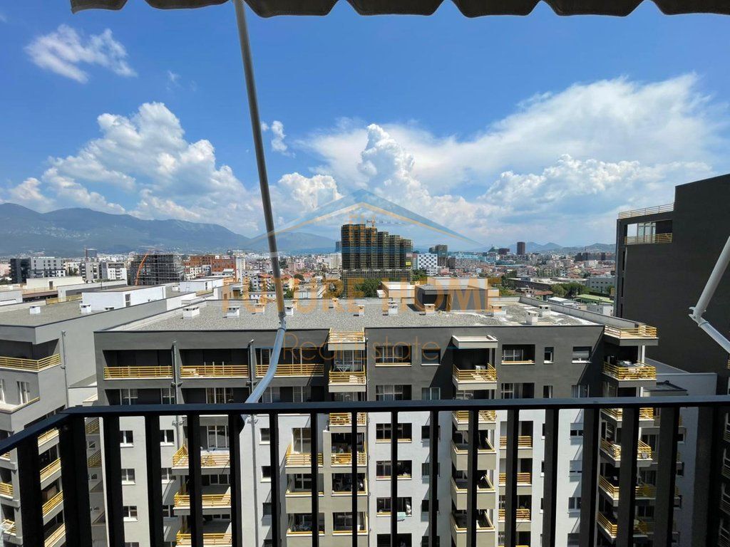 Shitet, Apartament 2+1, Rruga Dritan Hoxha, Tiranë.