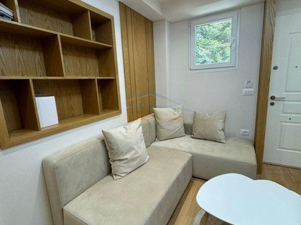 Jepet me Qira Apartament 1+1 tek Irfan Tomini