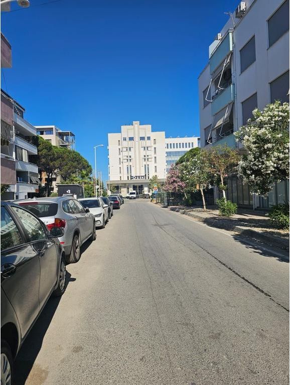 SHITET APARTAMENT NE GOLEM TE HOTEL GRIND 1+1 VETEM 50 METRA LARG DETIT !