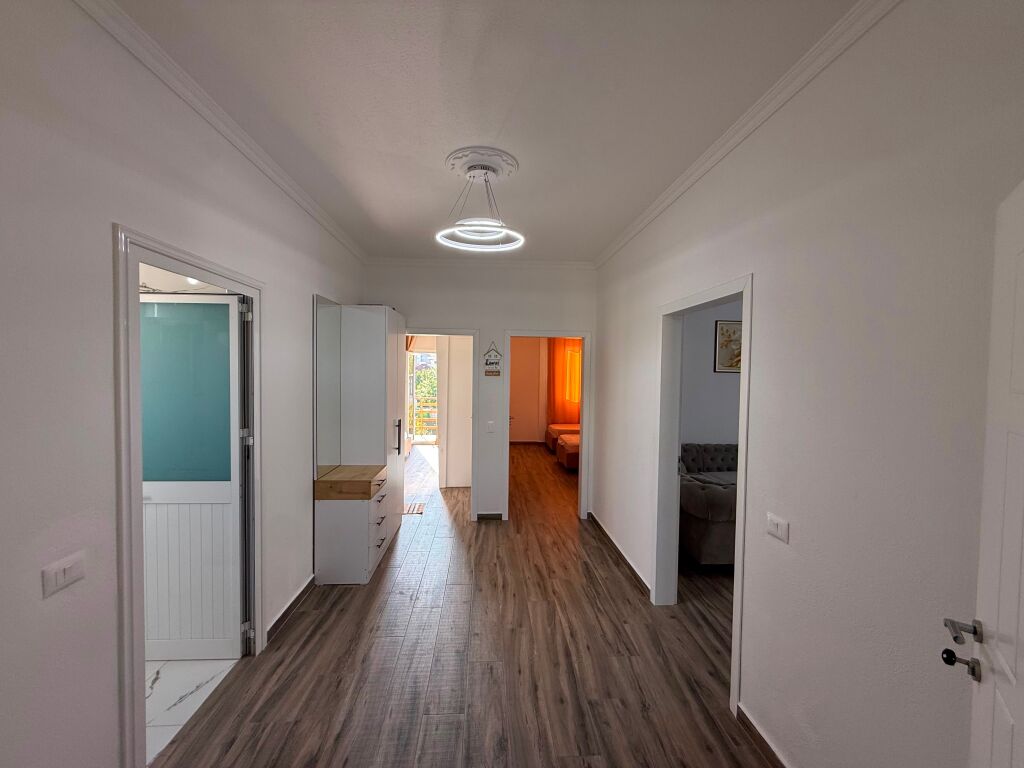 Affittasi parte di villa 2+1 📍 Vicino a Casa Italia, presso i Palazzi Gialli