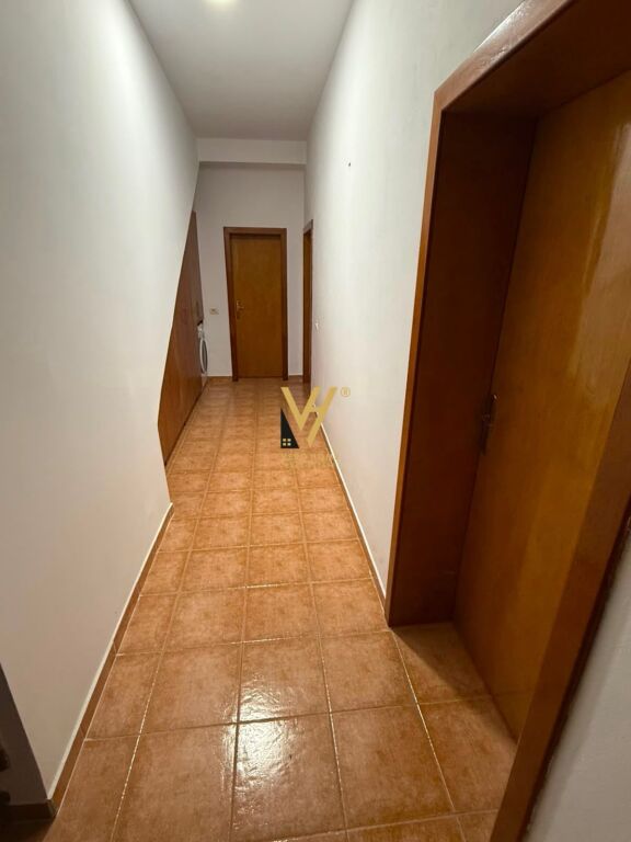 JEPET APARTAMENT 1+1 ME QERA TEK 5 MAJI 50.000 LEKE