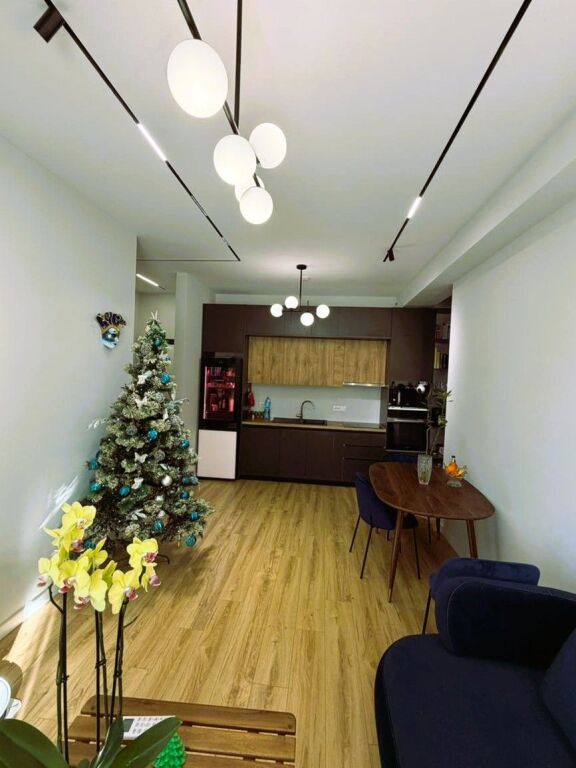 🏡 Shitet Apartament 2+1+2 – Golden Park