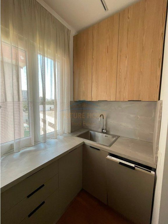 Qera, Apartament 2+1+2, Medreseja, Rruga e Dibrës