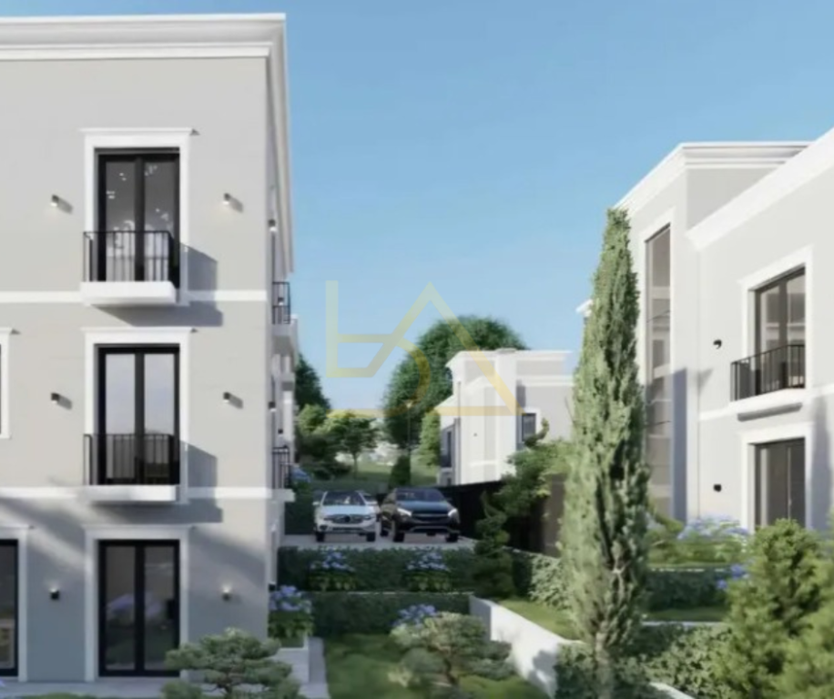 Luxury Villa for Sale – Farkë e Vogël, "Diga e Liqenit" Street, Tirana