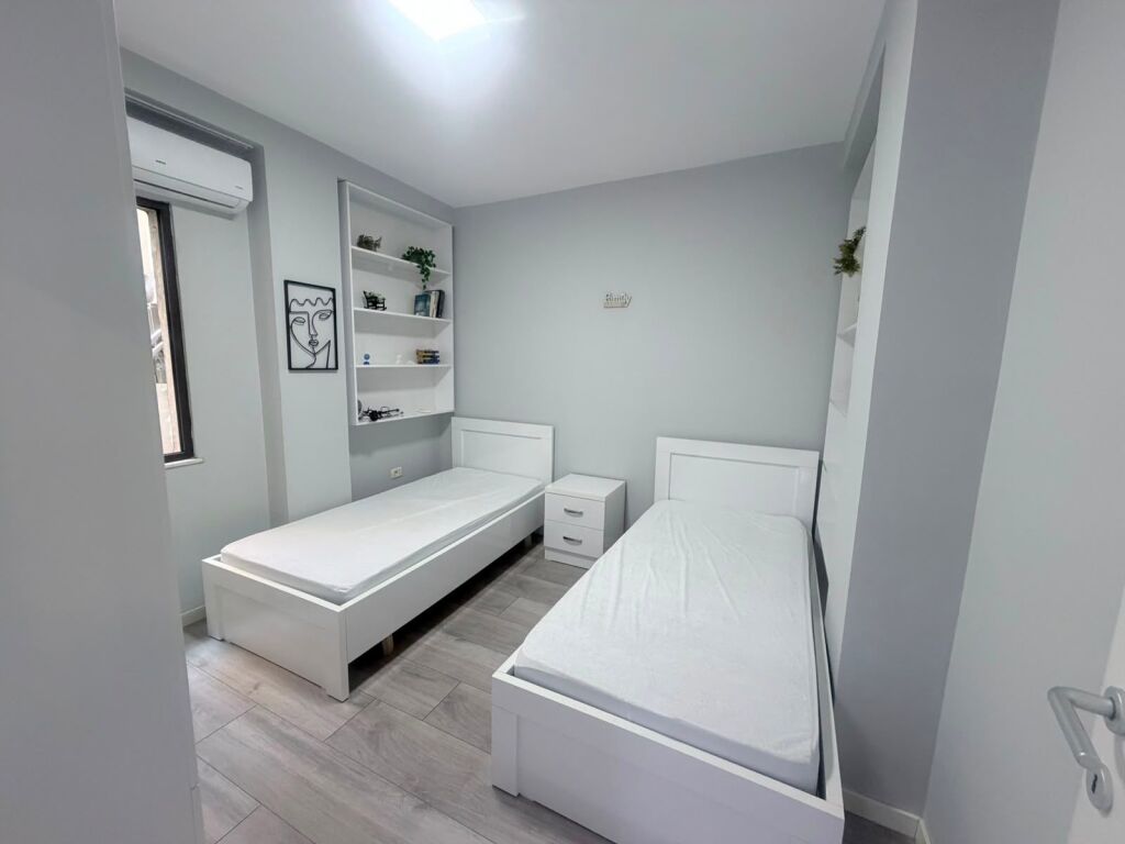 Shesim apart 2+1 Te 21 Dhjetori