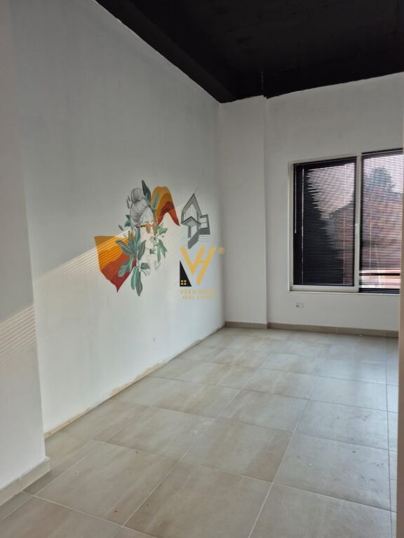 UFFICIO 115 M2 IN AFFITTO VICINO ALLA SCUOLA UNITA 80.000 LEKE