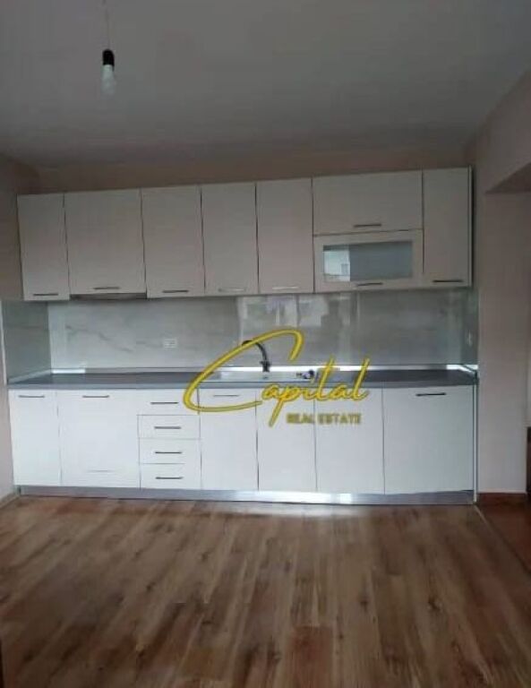 APPARTAMENTO IN AFFITTO 1+1 21 DICEMBRE 600 EURO