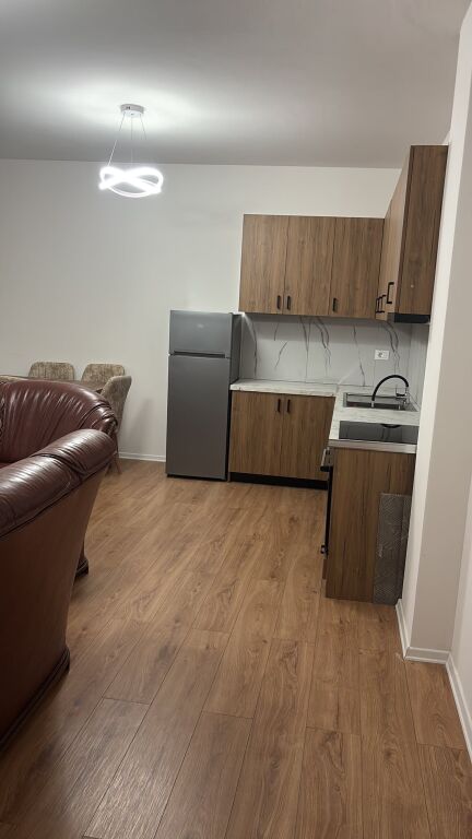 Jepet me qira apartament 1+1 te Albulena Residence,Paskuqan!