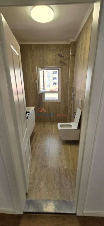 Apartament 1+1 ne shitje tek Rruga e Kavajes ne Tirane