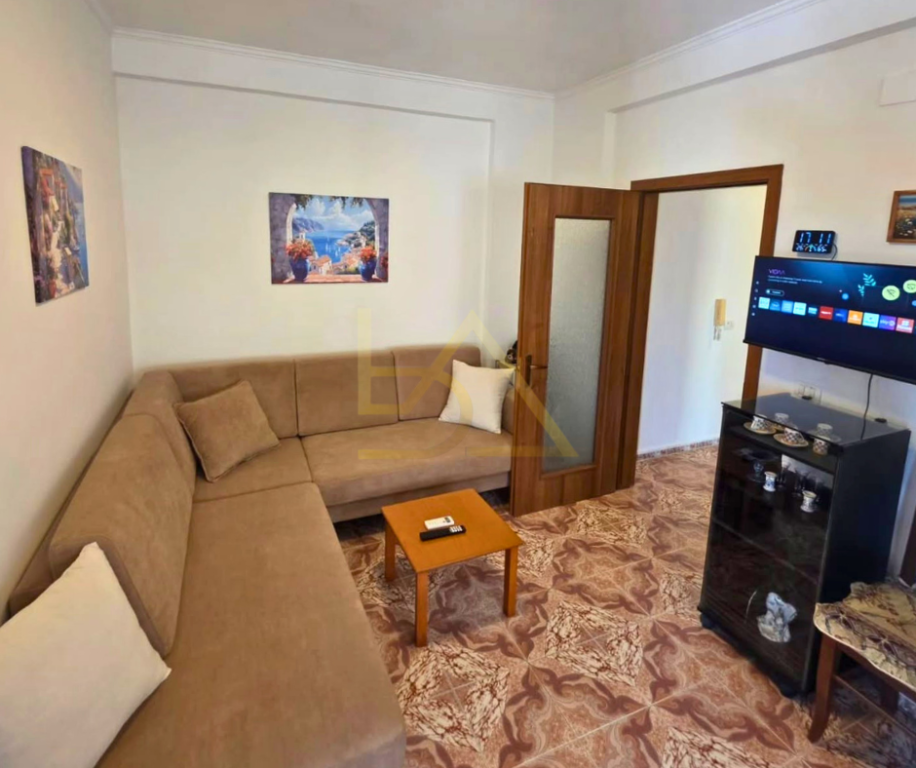 Apartment 1+1 for Rent – Near Royal Hotel, Beach, Durrës