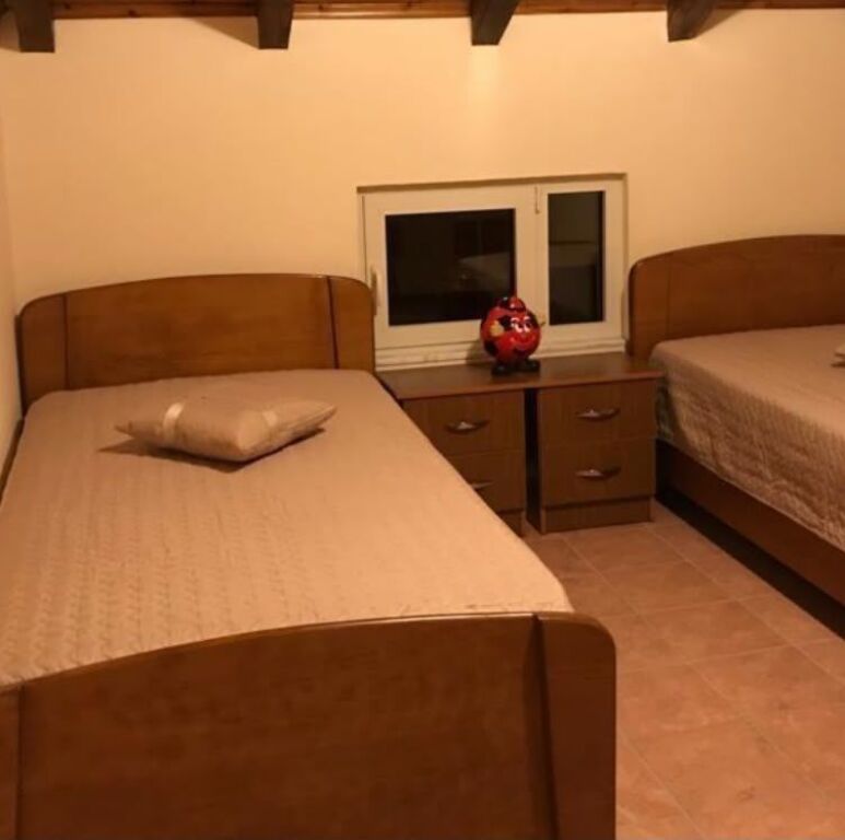 JEPET APARTAMENT ME QERA 3+1, XHAMLLIKU