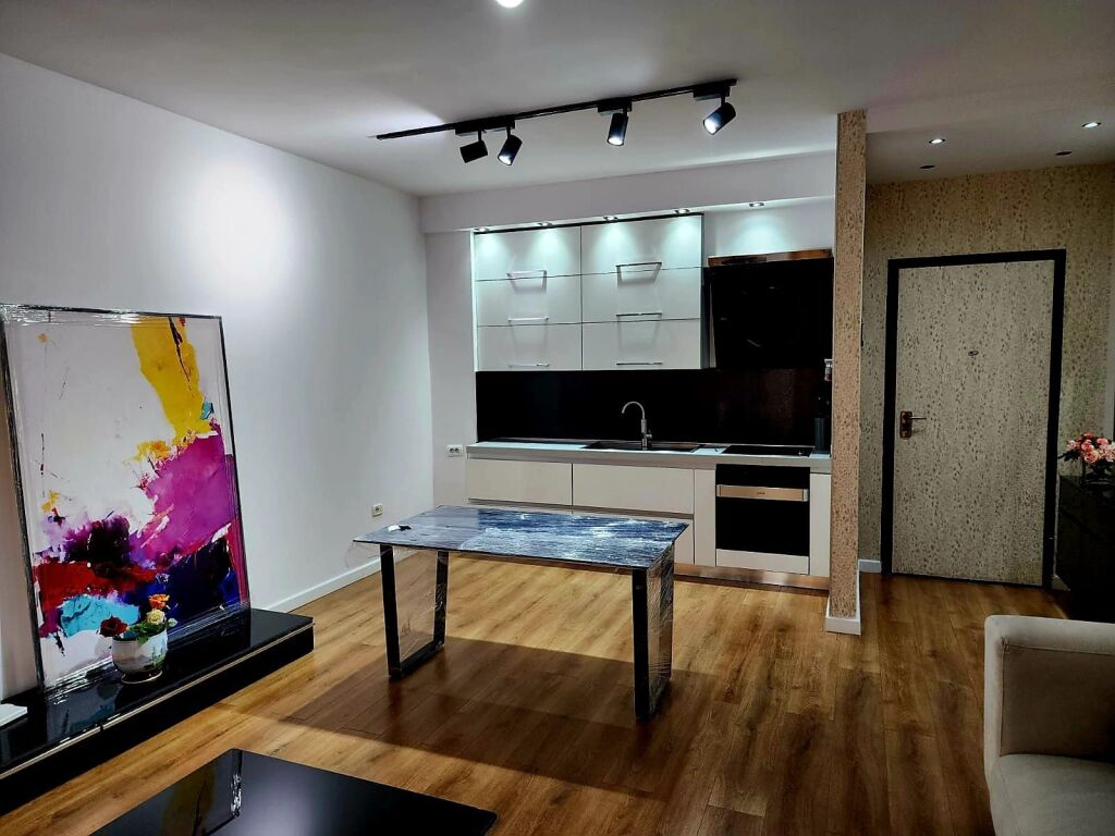 🏡 Apartment for Rent 2+1+2 + Veranda + 2 Parking Spots 📍 Near Kavaja Road