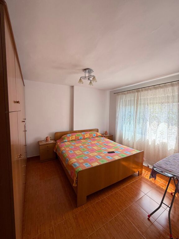 Appartamento 2+1 in affitto Pediatria Tirana !