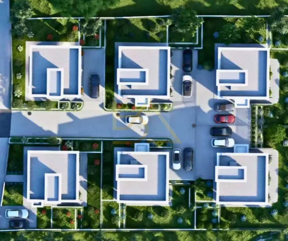 Luxury Villa for Sale – Farkë e Vogël, "Diga e Liqenit" Street, Tirana