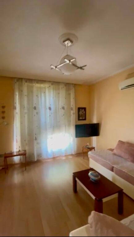 Apartament me qera 1+1 tek Rruga Dritan Hoxha