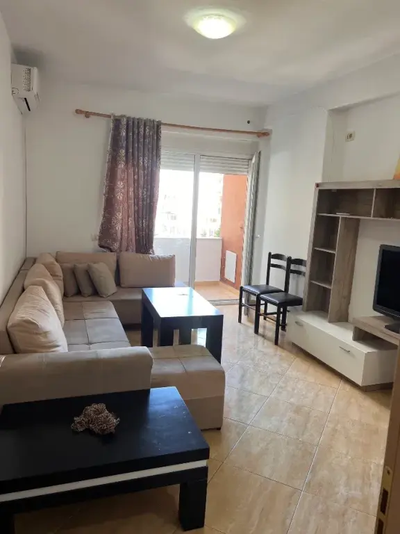 FOR RENT 1+1 ASTIR MAIN ROAD 400 THOUSAND LEKE