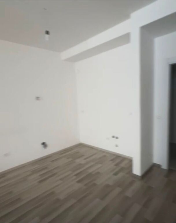 Don Bosko, jepet me qera apartament 1+1 bosh per zyra!