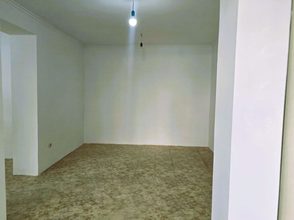 🏢 SHITEN 2 AMBIENTE BIZNESI + GARSIONERE  TE RRUGA E KAVAJËS ✨