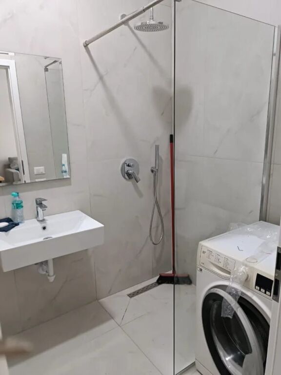 For rent 1+1 Fresku Residenca Oxa 37,000 leke