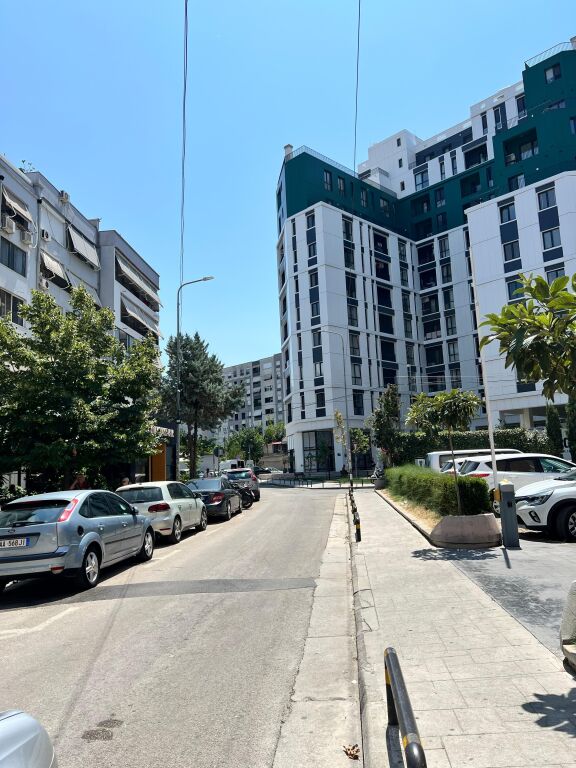 **SHITET APARTAMENT 1+1 NË VASIL SHANTO 135000 Euro**