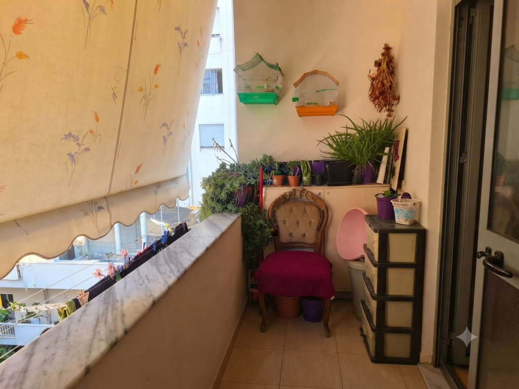 Shitet , Apartament 2+1 , Rruga Besim Alla , Tirane