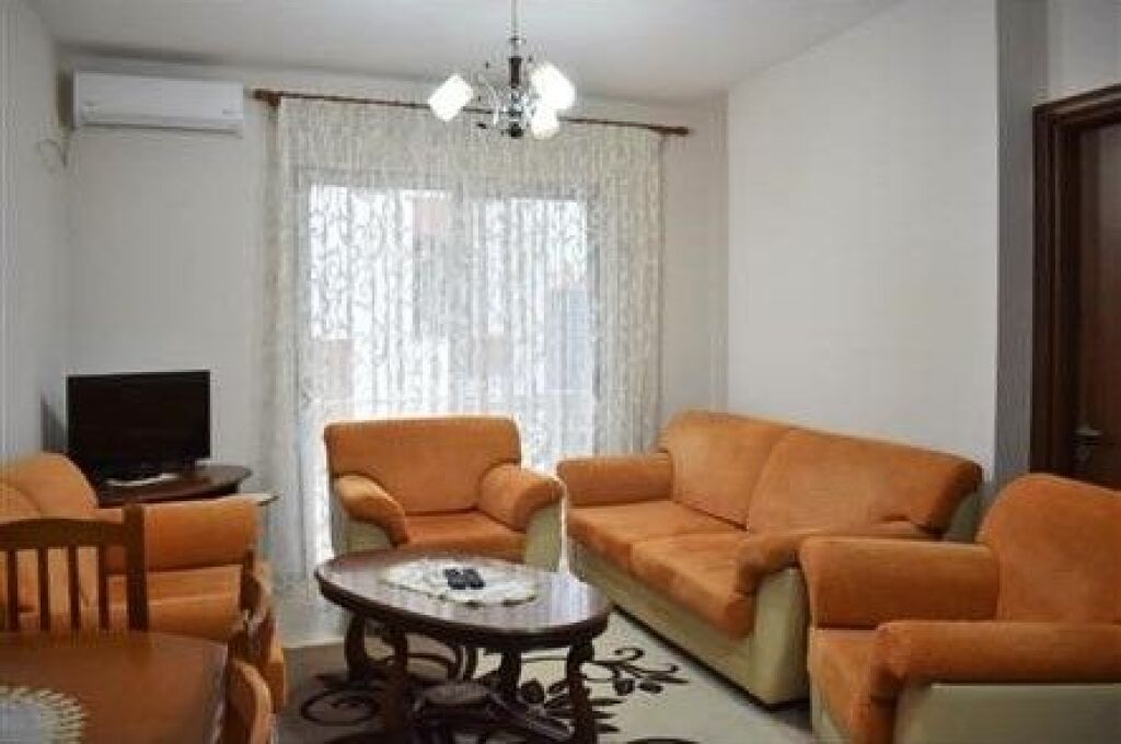 🏢Prosecutor's Office of Tirana, Haxhi Hysen Dalliu Street, apartment 2+1, furnished, for rent. 52,000 Leke