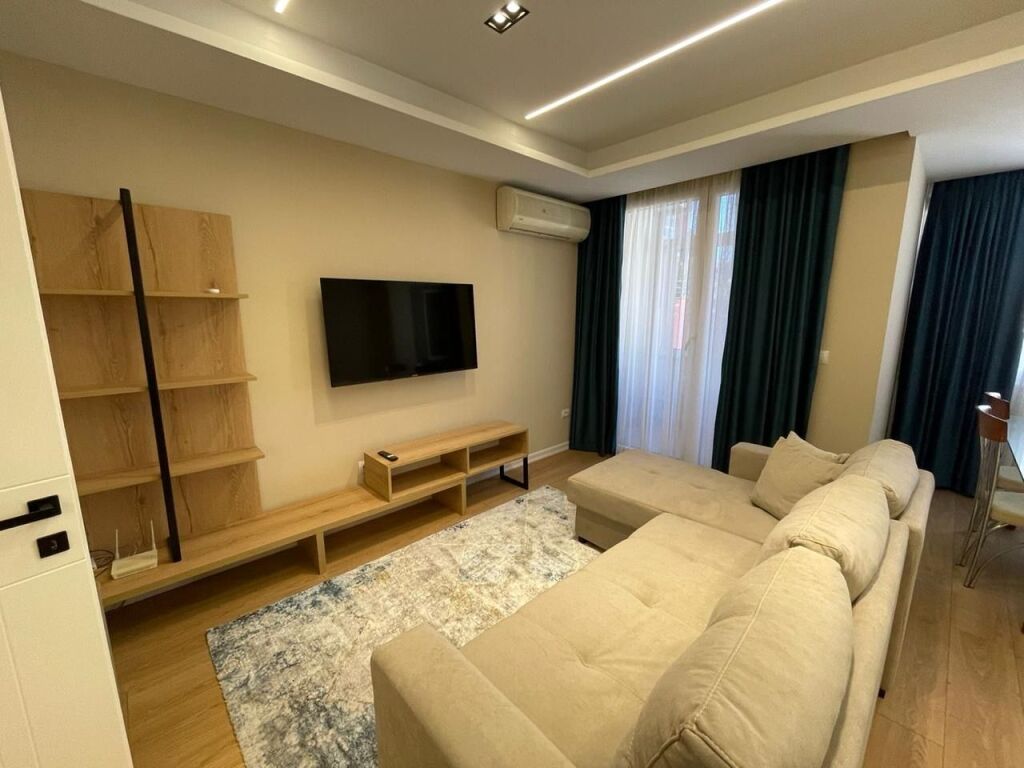 JEPET ME QIRA APARTAMENT 2+1 – ALI DEM