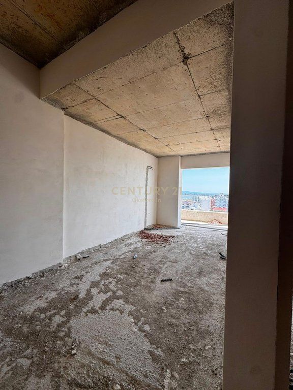 VENDESI APPARTAMENTO 1+1 IN PRIMA FILA CON VISTA MARE